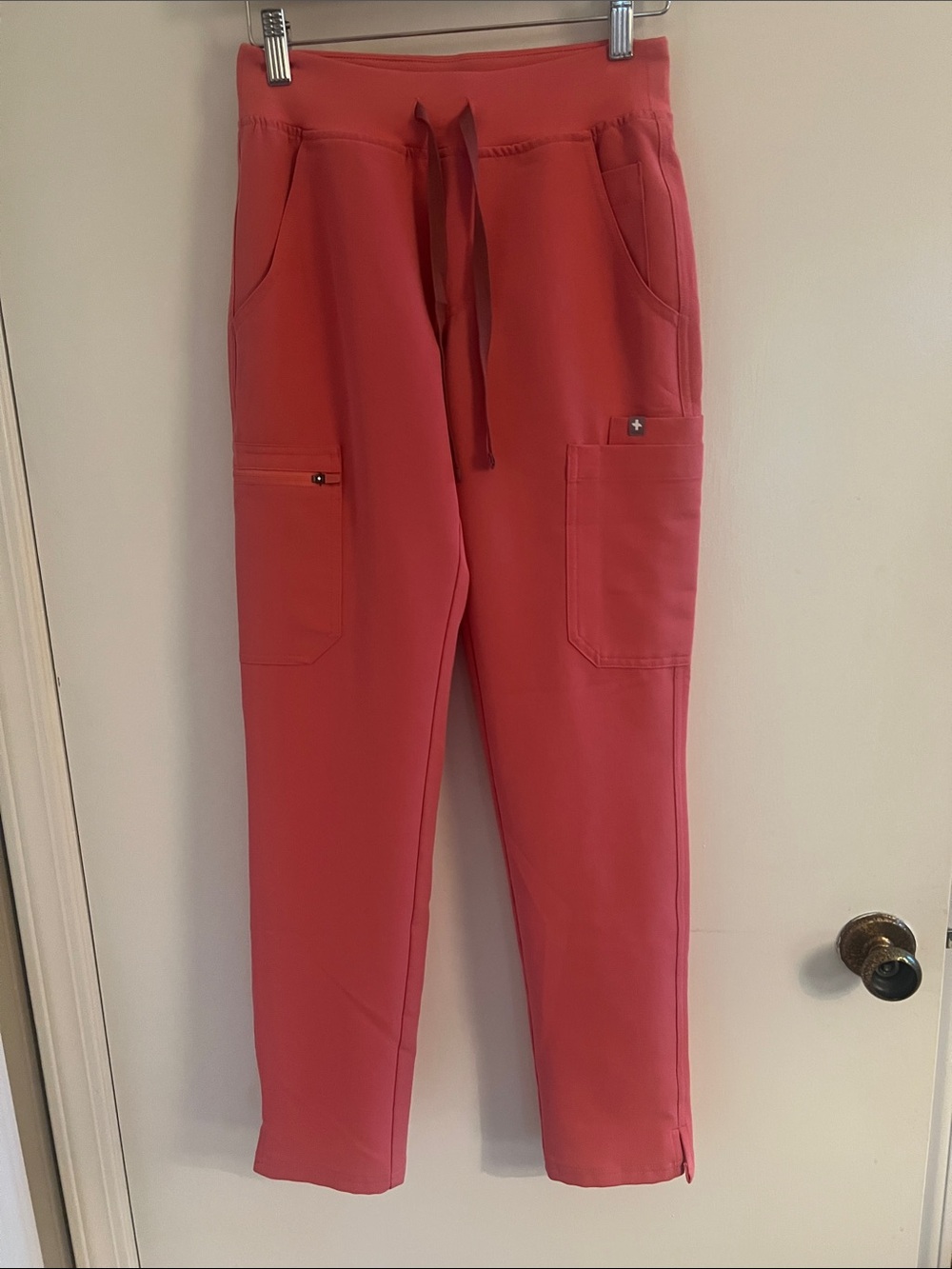 Figs Hot Coral Pink Yola Yoga Drawstring Cargo Scrub Pants XXS